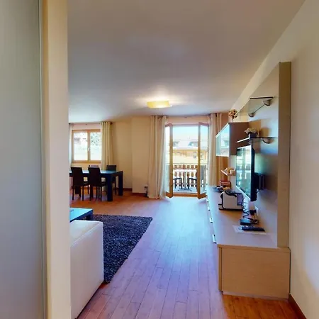 Apartman Chesa Seraina Abitaziun Seraina 4 - - *