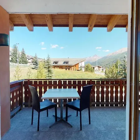 Chesa Seraina Abitaziun Seraina 4 - - Apartment Madulain
